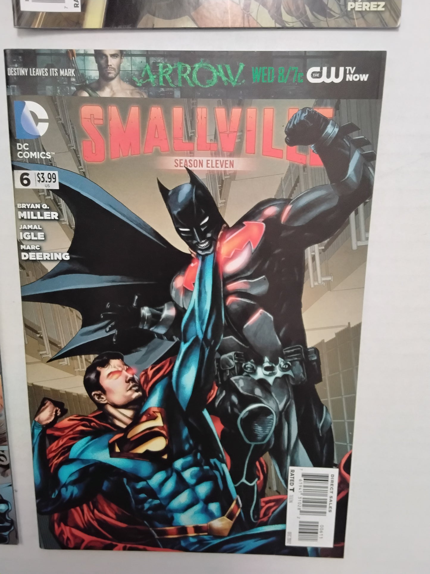 Smallville comic season 11 #1-6.